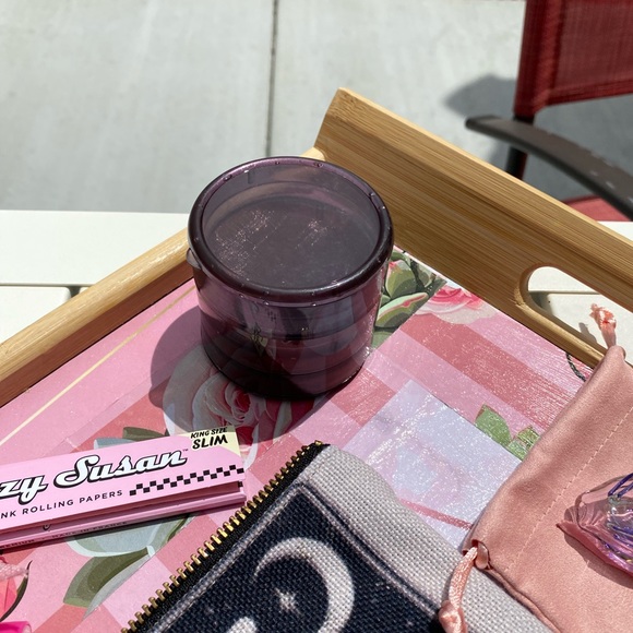 When A Woman Smokes Travel Kit 💨 - Picture 6 of 12